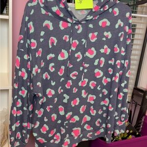 Women’s Plus Size Long Sleeve Hooded Tee - Pink & Mint Leopard Print